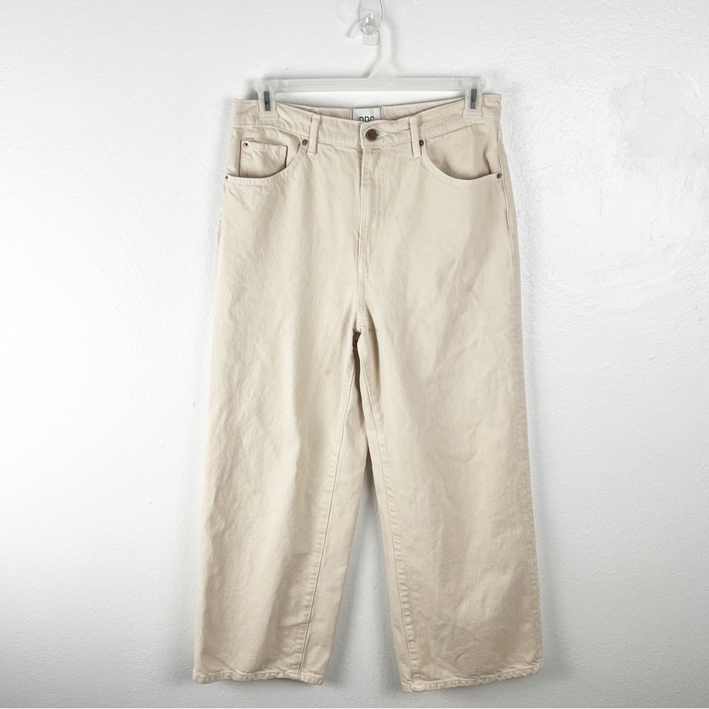 BDG 100% Cotton Cream High & Wide Cropped Jeans, Size 32